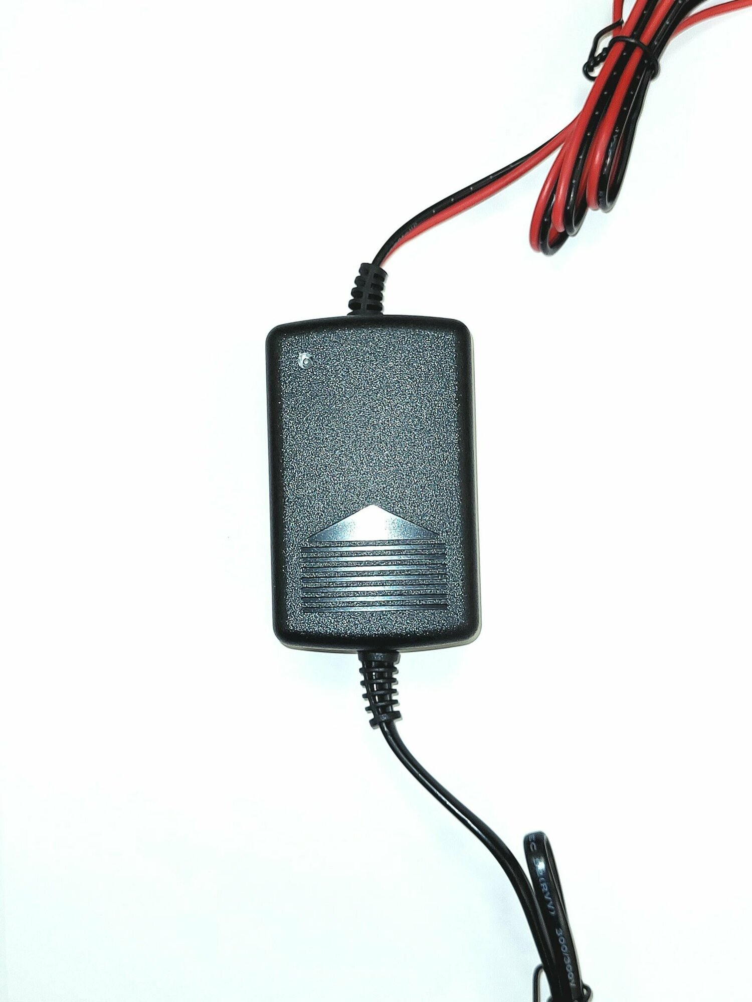 Зарядное устройство для аккумуляторов 12V 15 Am(мотоциклы питбайки скутеры квадроциклы электротехника)