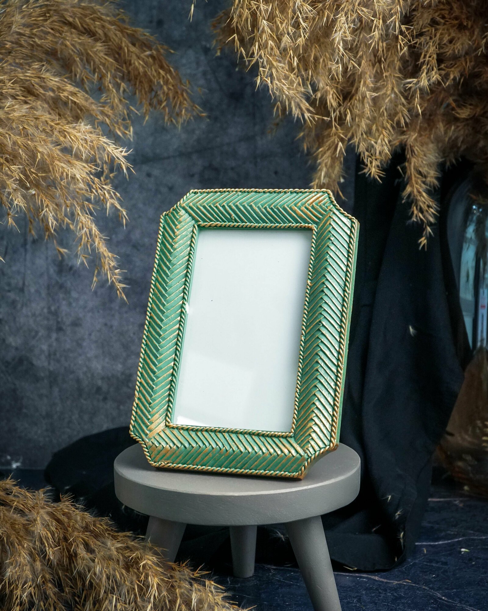 фото Фоторамка Cosy & Trendy, 12,5x2x17,5 см, зеленая/золотая, стекло