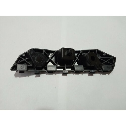 Кронштейн переднего бампера правый 1EA0500T1 FAW T77 1700₽