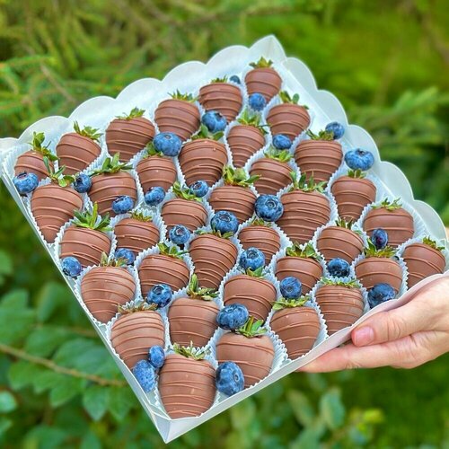 Клубника в шоколаде Набор в коробке 