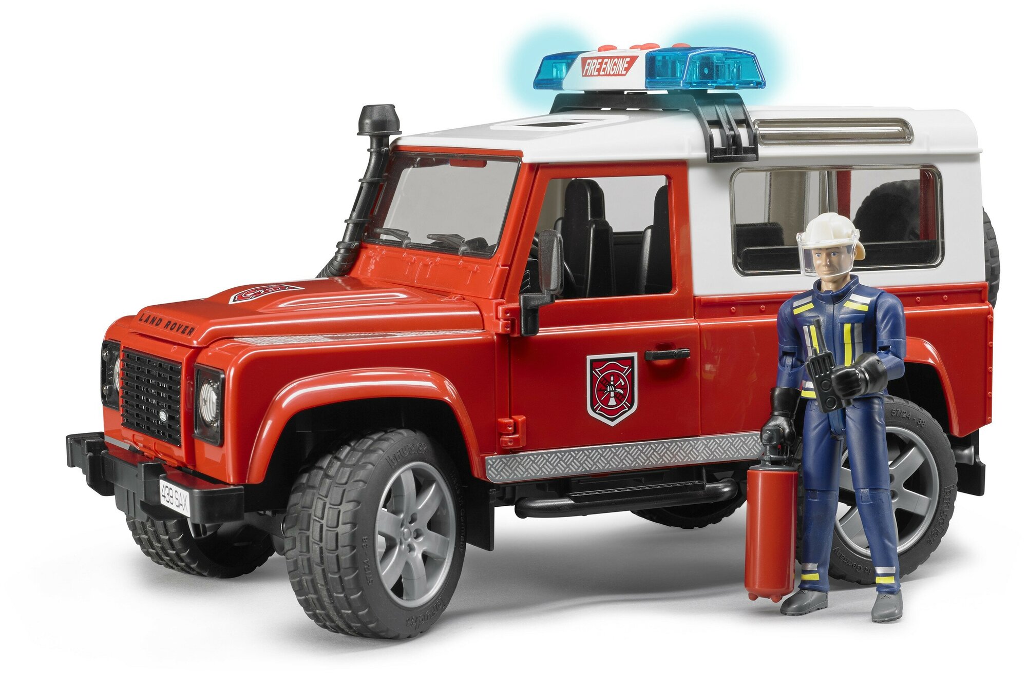 Bruder Внедорожник Land Rover Defender Station Wagon Пожарная с фигуркой