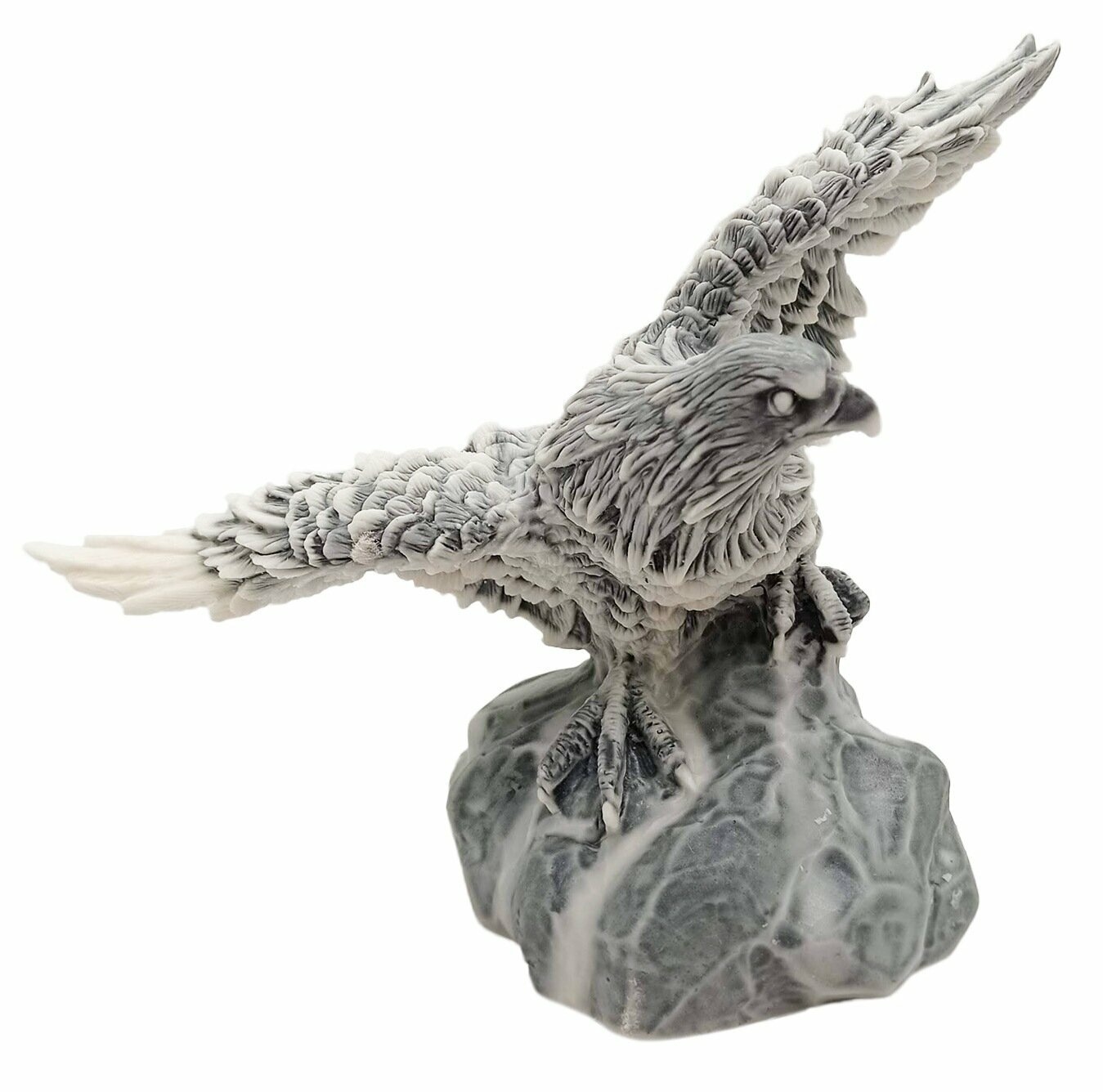 фото Статуэтка Орел на скале 19 см мраморная крошка