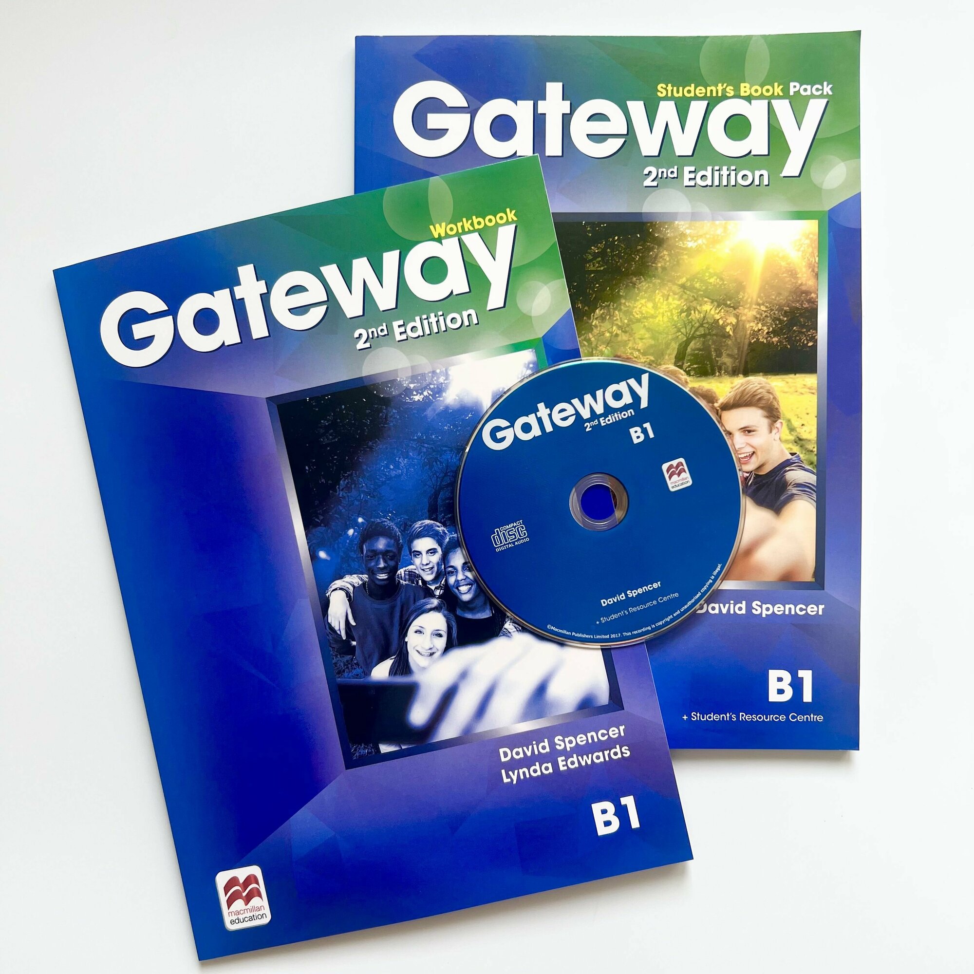 Комплект Gateway B1. Полный комплект: Student's Book (учебник) + Workbook(рабочая тетрадь)+ диск, 2nd Edition (второе издание)
