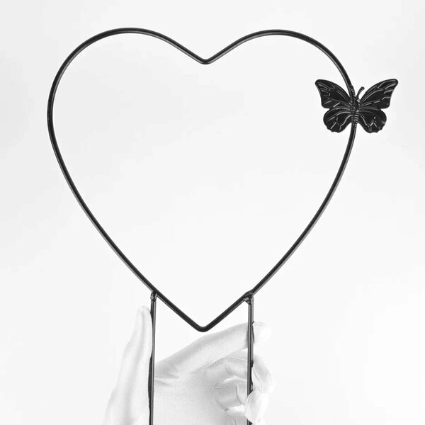 Опора для вьющихся комнатных растений "Сердце с бабочкой" черная, Держатель для цветов металлический