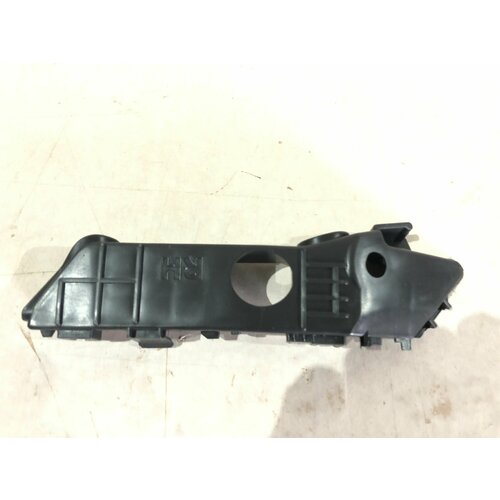 Кронштейн переднего бампера правый Киа Рио Икс Лайн KIA RIO X-LINE 2017-2020