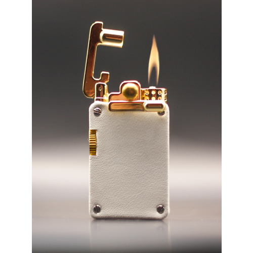 Зажигалка бензиновая подарочная Белая кожа 3145₽
