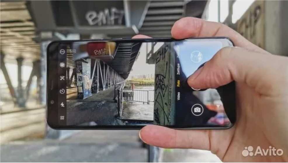 Смартфон SHARP AQUOS V 4/64gb , Snарdrаgоn 835, 5,9дюйм FHD+, Гарантия 1 год — фото 1