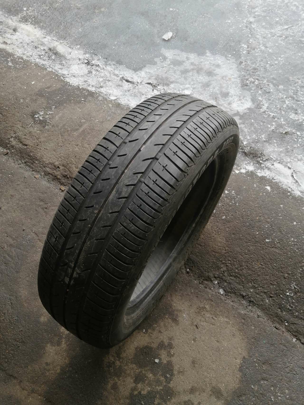 175/60 R15 81H Bridgestone B250