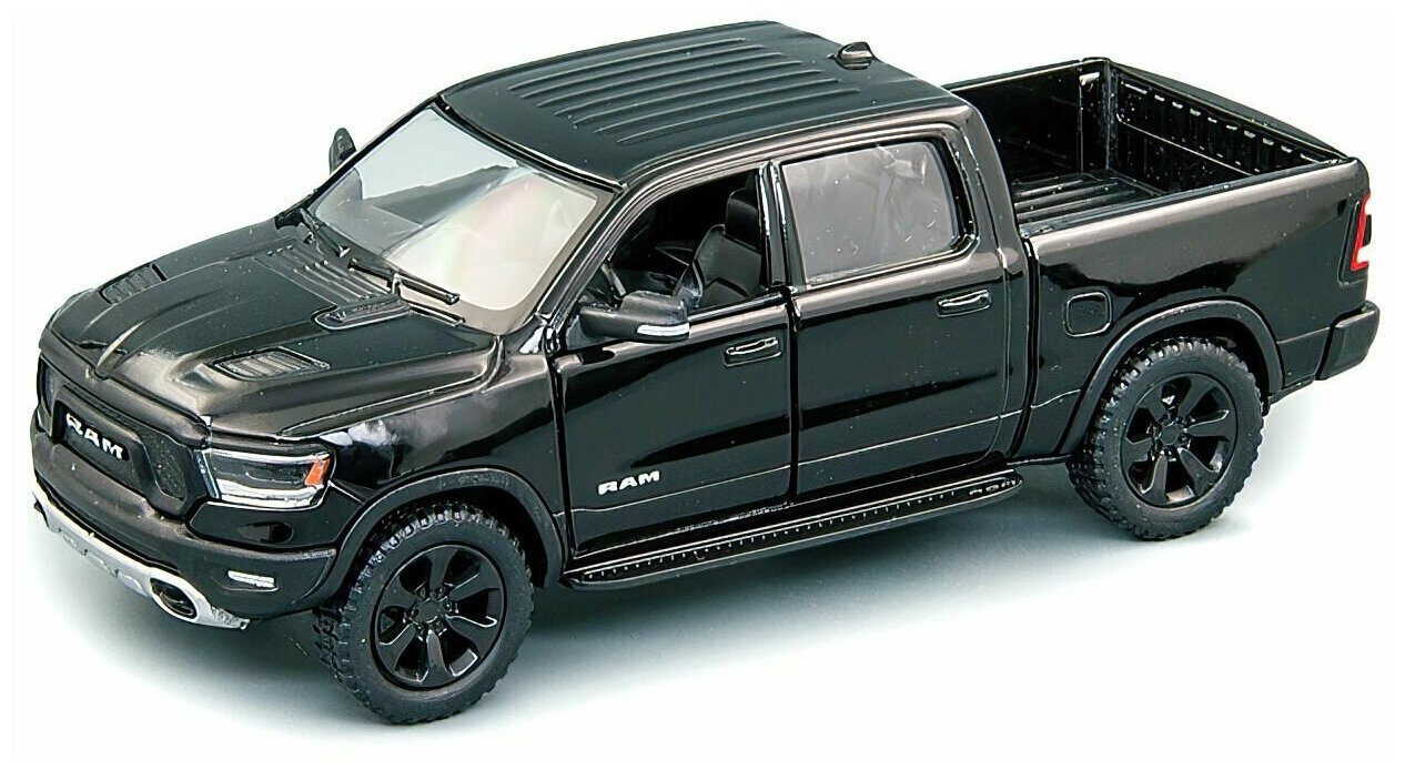 Масштабная модель Dodge RAM 1500 13 cм