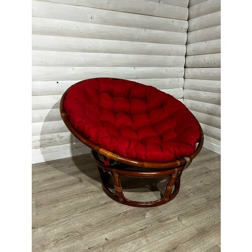 Кресло Папасан из натурального ротанга цвет коньяк подушка красная