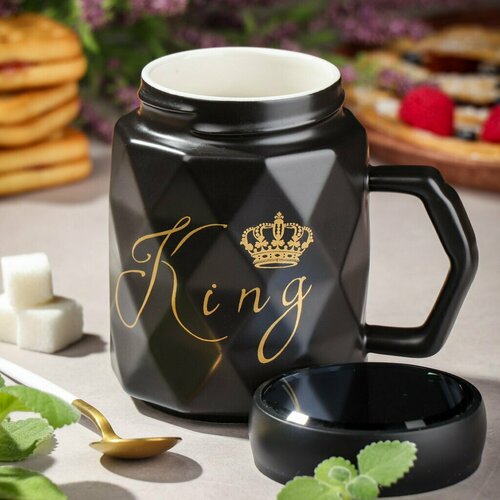 Керамическая кружка 450 мл с крышкой 