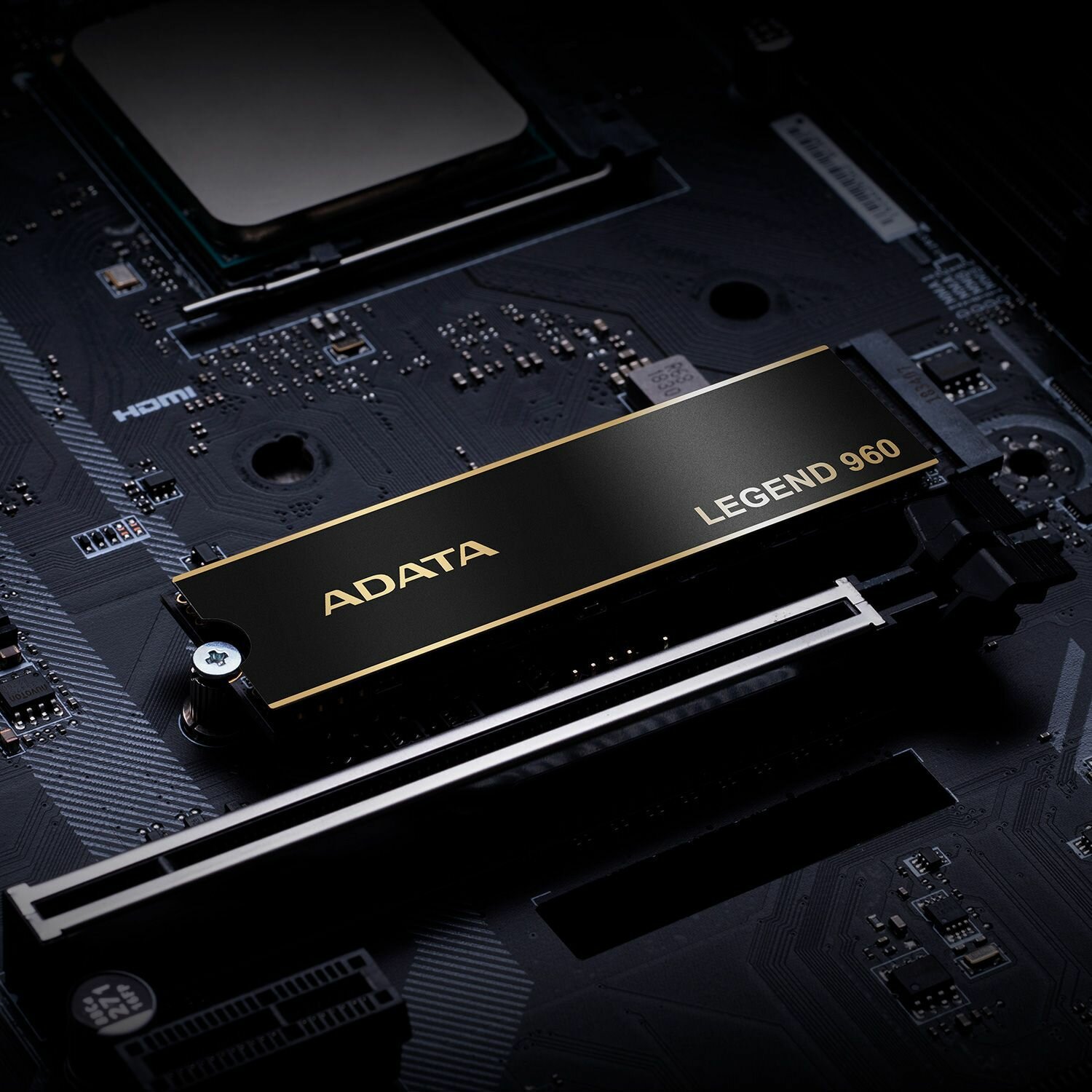 Твердотельный накопитель A-Data Legend 960 2048ГБ, M.2 2280, PCIe 4.0 x4, M.2 ALEG-960-2TCS