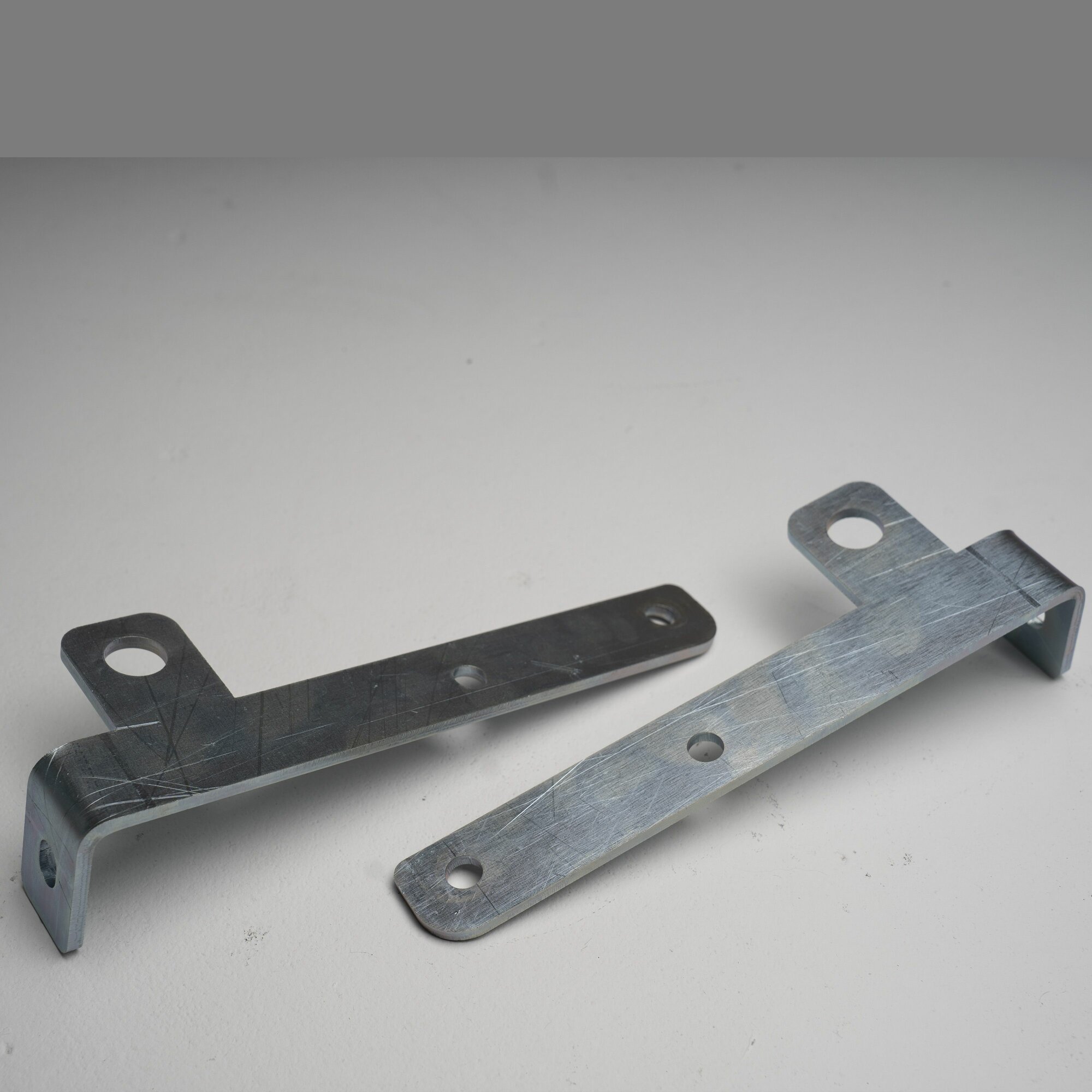 Кронштейн крепления бампера задний 2106(2103) усиленный , цинковая сталь 5мм — фото 1