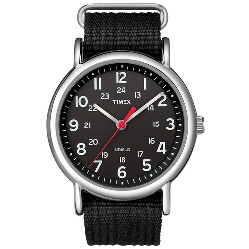 Наручные часы TIMEX Weekender, черный