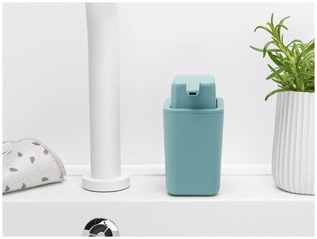 Дозатор для жидкого мыла Brabantia мятный - фото №7