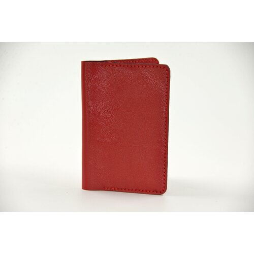 Обложка на паспорт из натуральной кожи красного цвета 20 x 14 см с ручными строчками. Ручная работа