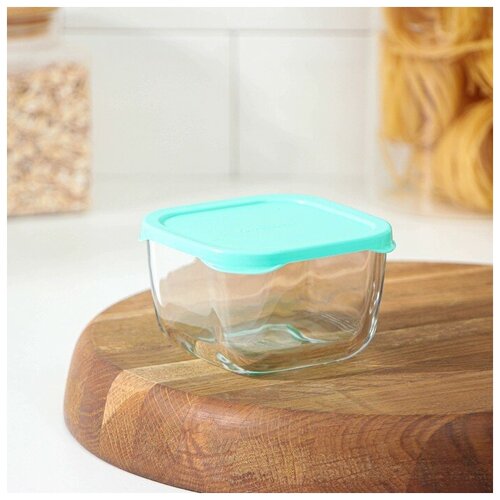 Контейнер 250 мл Snow box с зеленой пластиковой крышкой