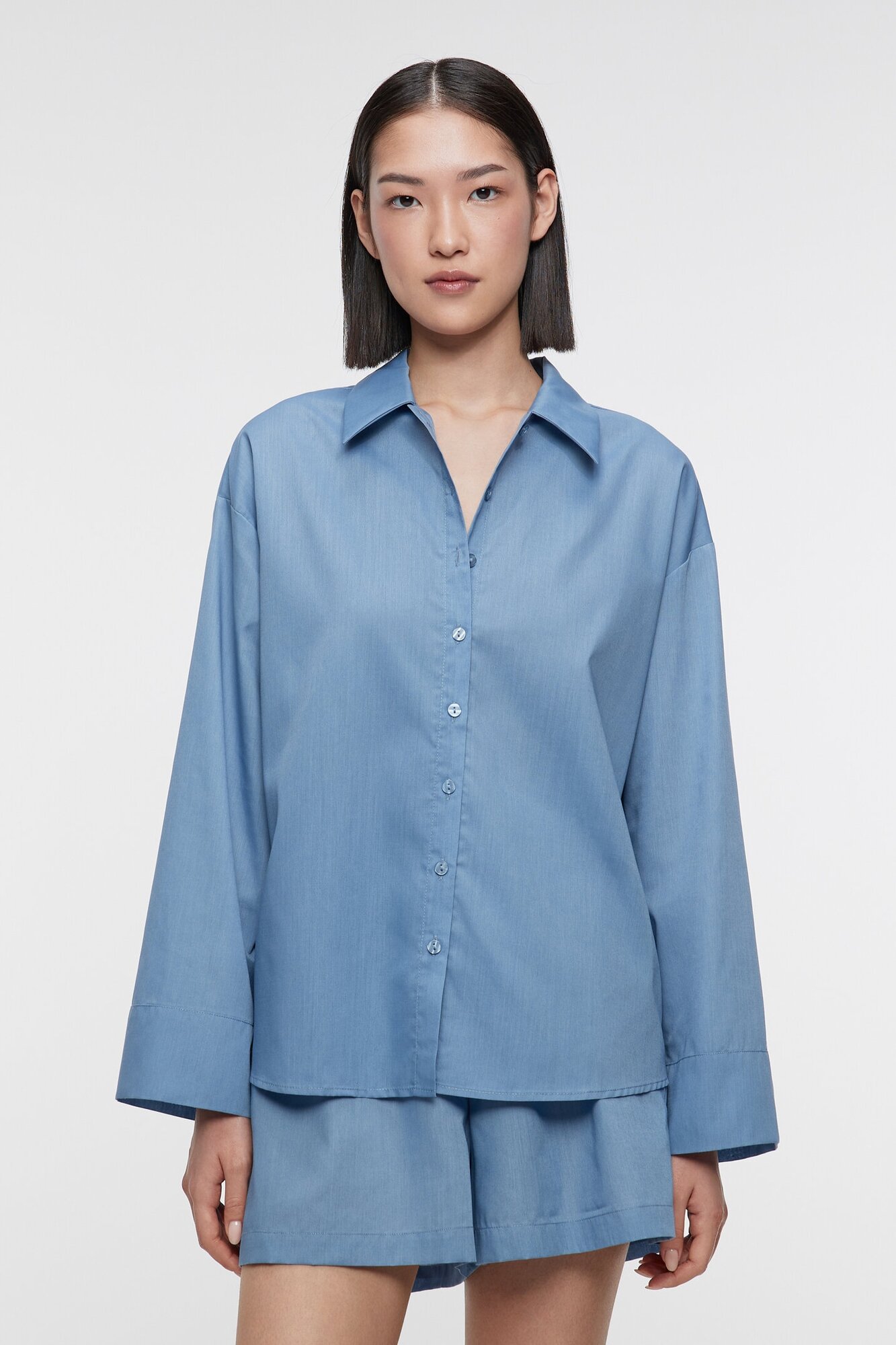 Рубашка oversize домашняя женская Befree Рубашка oversize домашняя с широкими манжетами 2326421004-40-S синий размер S - фотография № 1