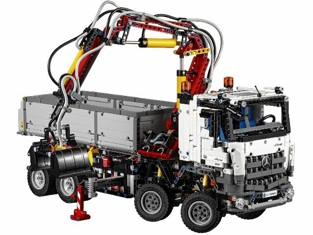 Lego technic mercedes benz arocs 3245 truck hotsell