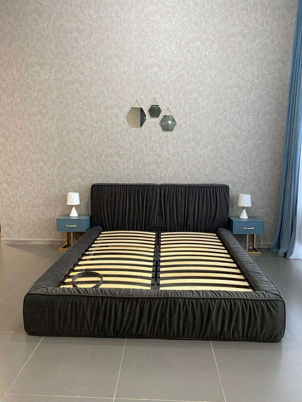 VIERO Кровать Манчестер мягкое изголовье с размером спального места 160х200 с ортопедическим основанием, без подъемного механизма