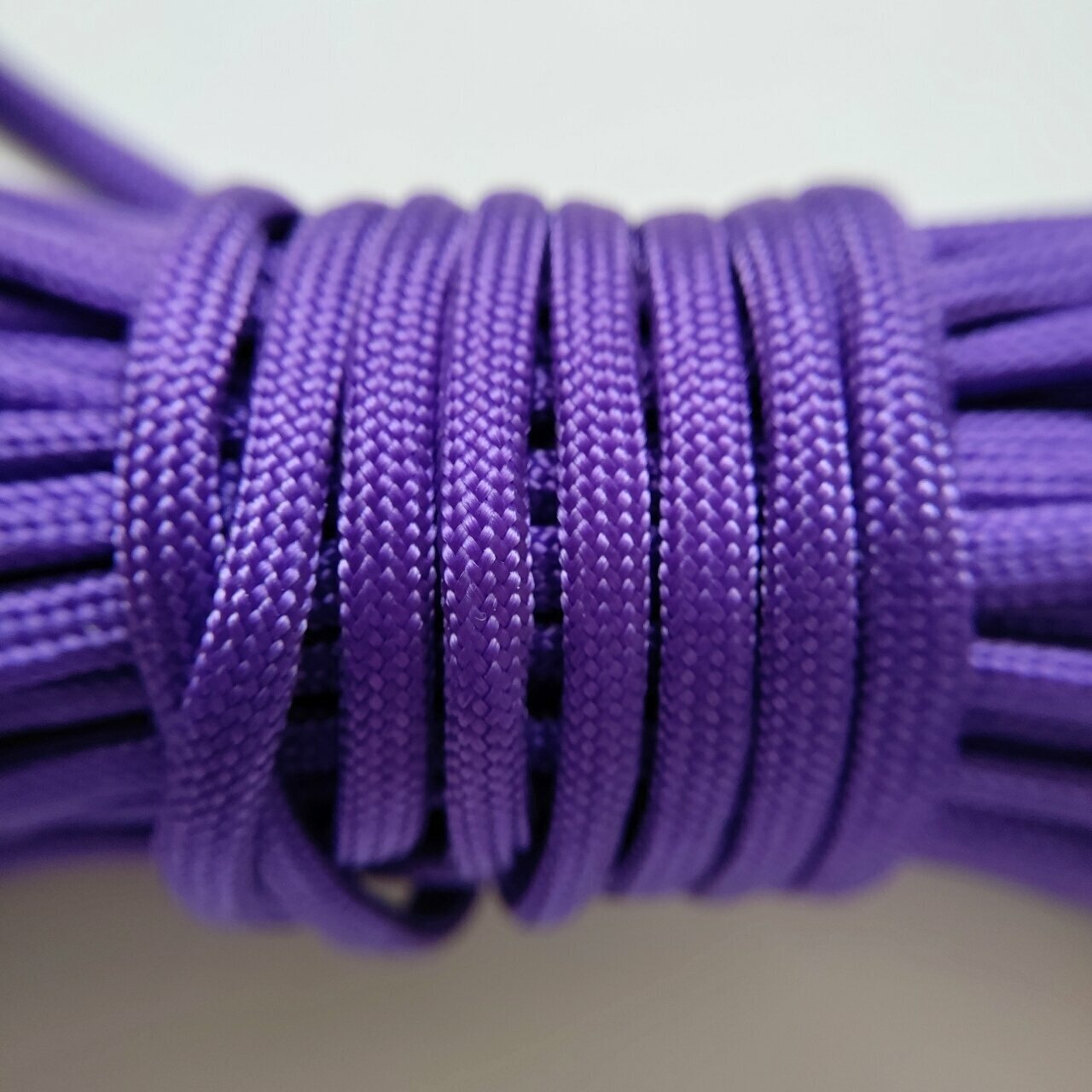 Шнурок для адресника Shani Workshop для собак, с кольцом и бусинами, фиолетовый, 30-50 см