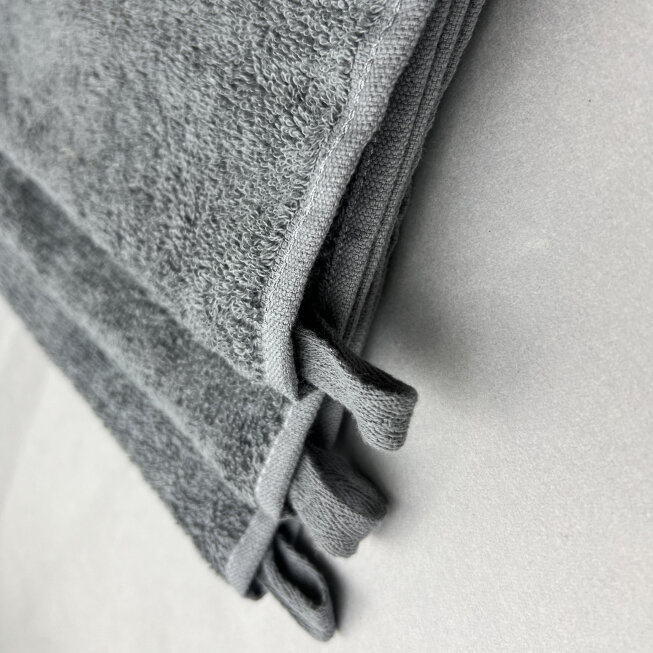 Полотенце махровое с вышивкой подарочное / Полотенце с именем Тимофей серый 30*60 - фотография № 3