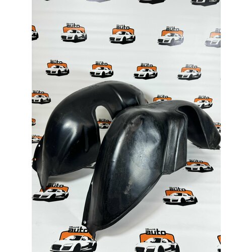 Подкрылки, локеры задние для автомобиля Рено Сандеро; Renault Sandero 2010-2014 года