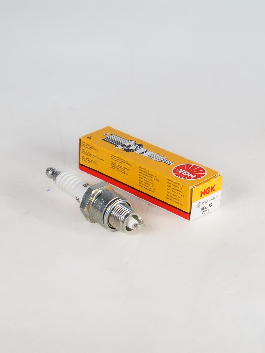 Свеча "NGK" ГАЗ 402 дв. BP6HS, 4511