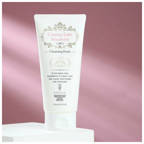 Очищающая пенка для лица MISSHA Creamy Latte Cleansing Foam Strawberry, 172 мл