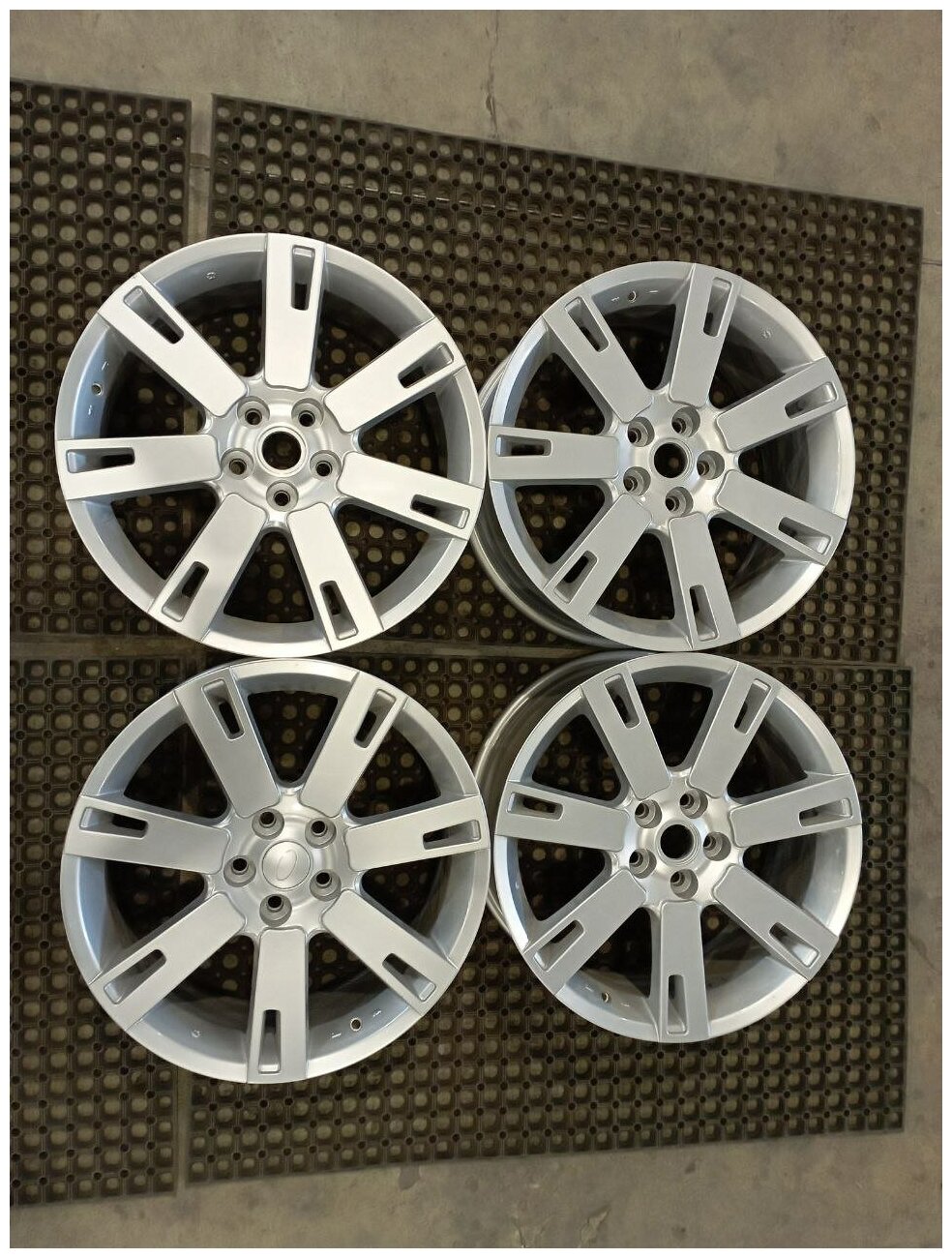 Колесные диски Replica 8.5xR20/5x120 72.6 (Реплика)