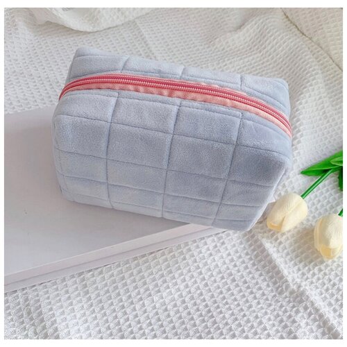 фото Плюшевая косметичка нет