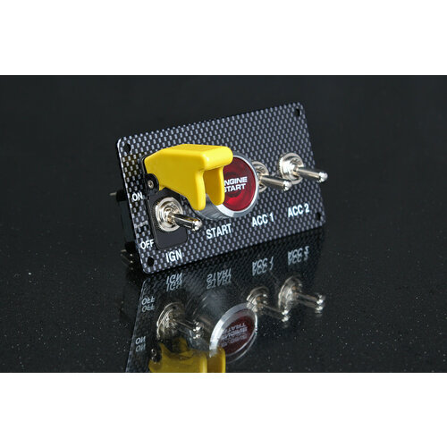 Панель управления карбон, 3 тумблера 2 положения, 1 с защитной крышкой, кнопка запуск двигателя, 12V FE-RP421341 RACING ELECTRIC