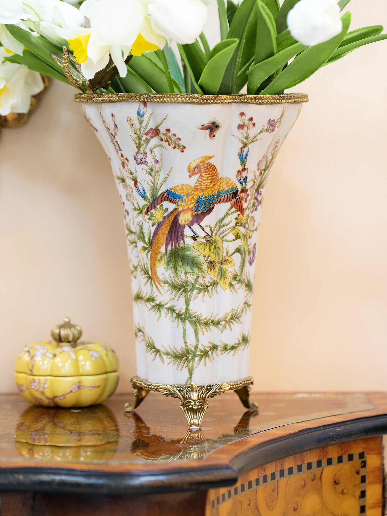 31G2544/A1159HC/HX0926E Ваза со стрекозой 23х21х32см, Glasar