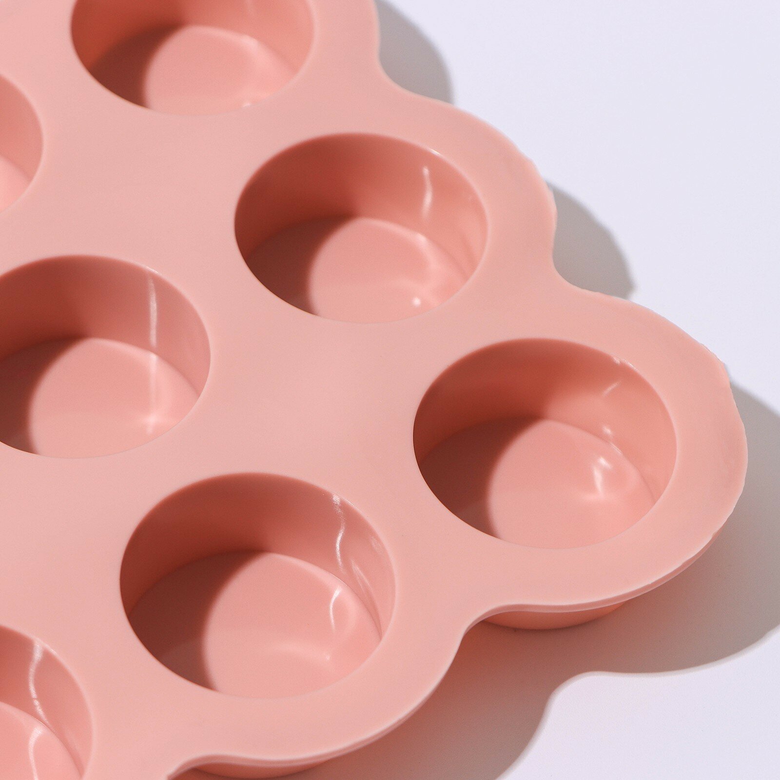 Форма для выпечки силиконовая Доляна «Круг», 15,5×15,5×2 см, 9 ячеек, цвет микс - фотография № 14