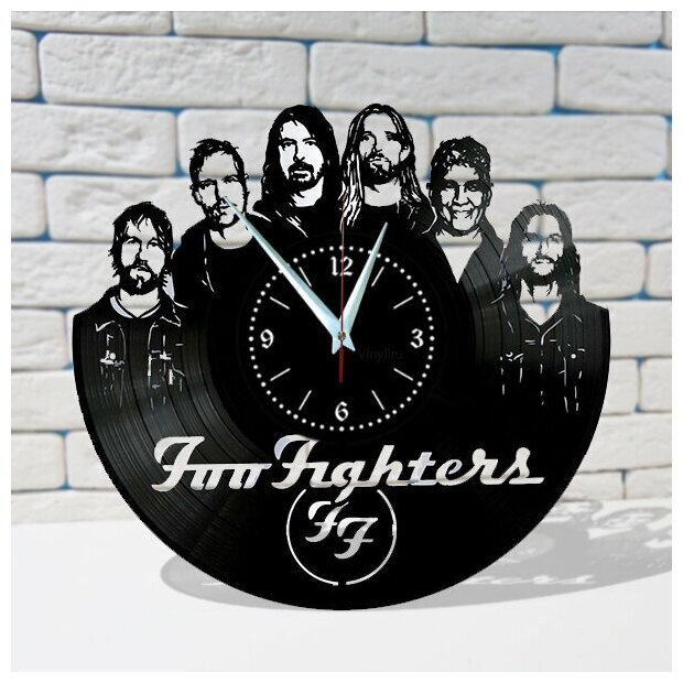Настенные часы из виниловой пластинки Foo Fighters
