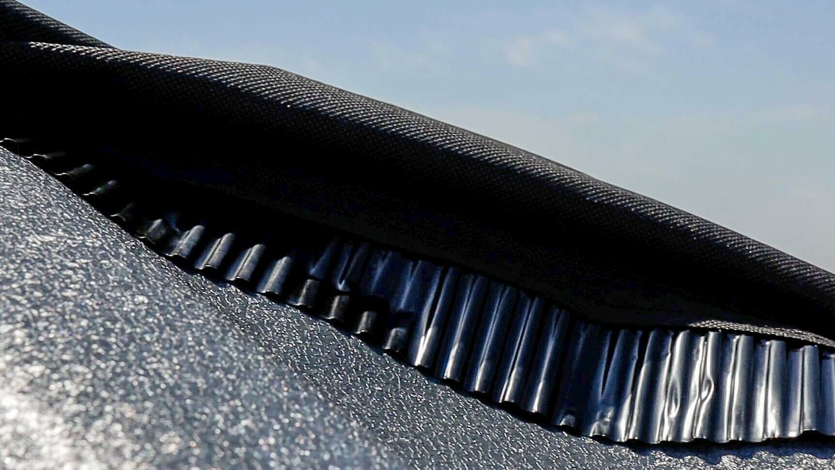 Аэроэлемент конька и хребта Ventilated Roof/ лента коньковая вентиляционная 240мм - 5 м RAL 9005 (Комплект 4шт) - фотография № 7