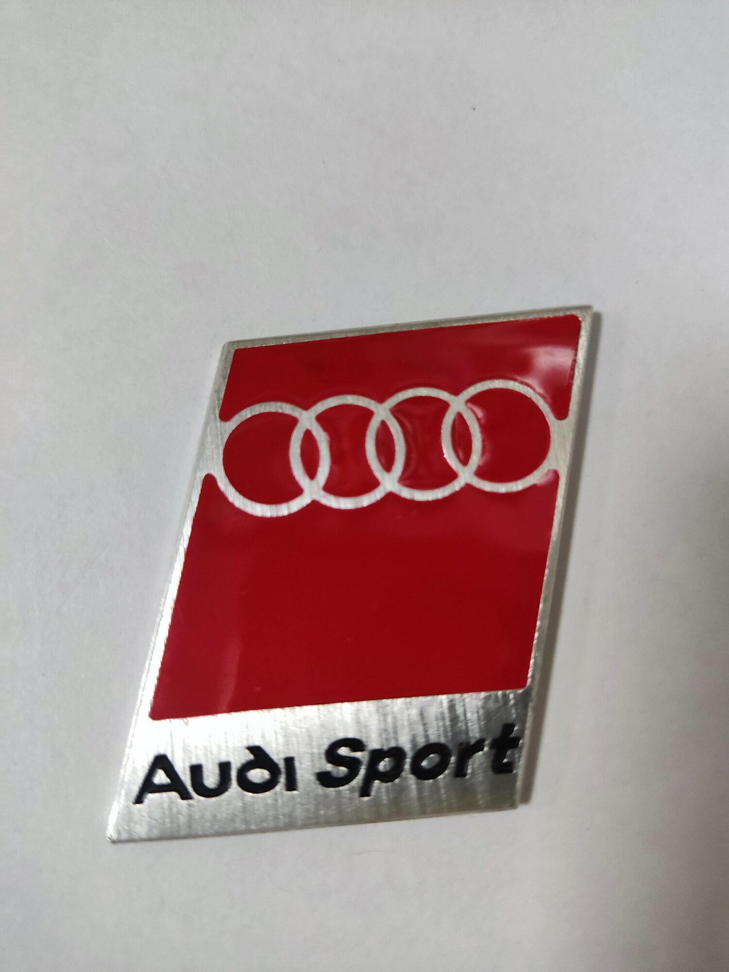 Эмблема-шильдик Audi SPORT, алюминиевая, красная, для багажника и кузова