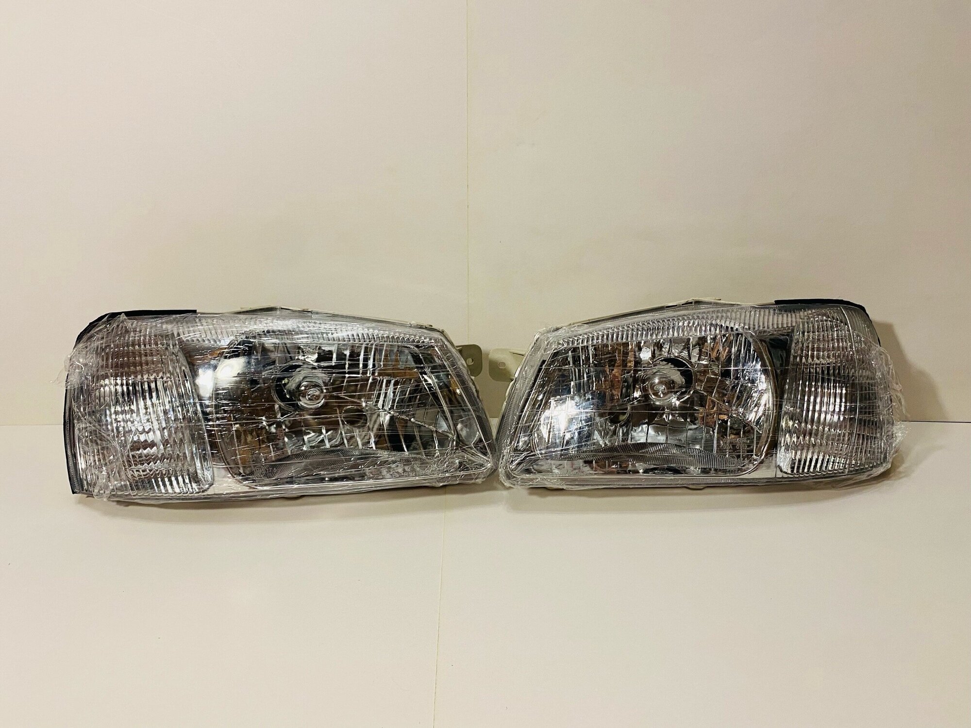 Черные фары акцент — купить по низкой цене на Яндекс Маркете