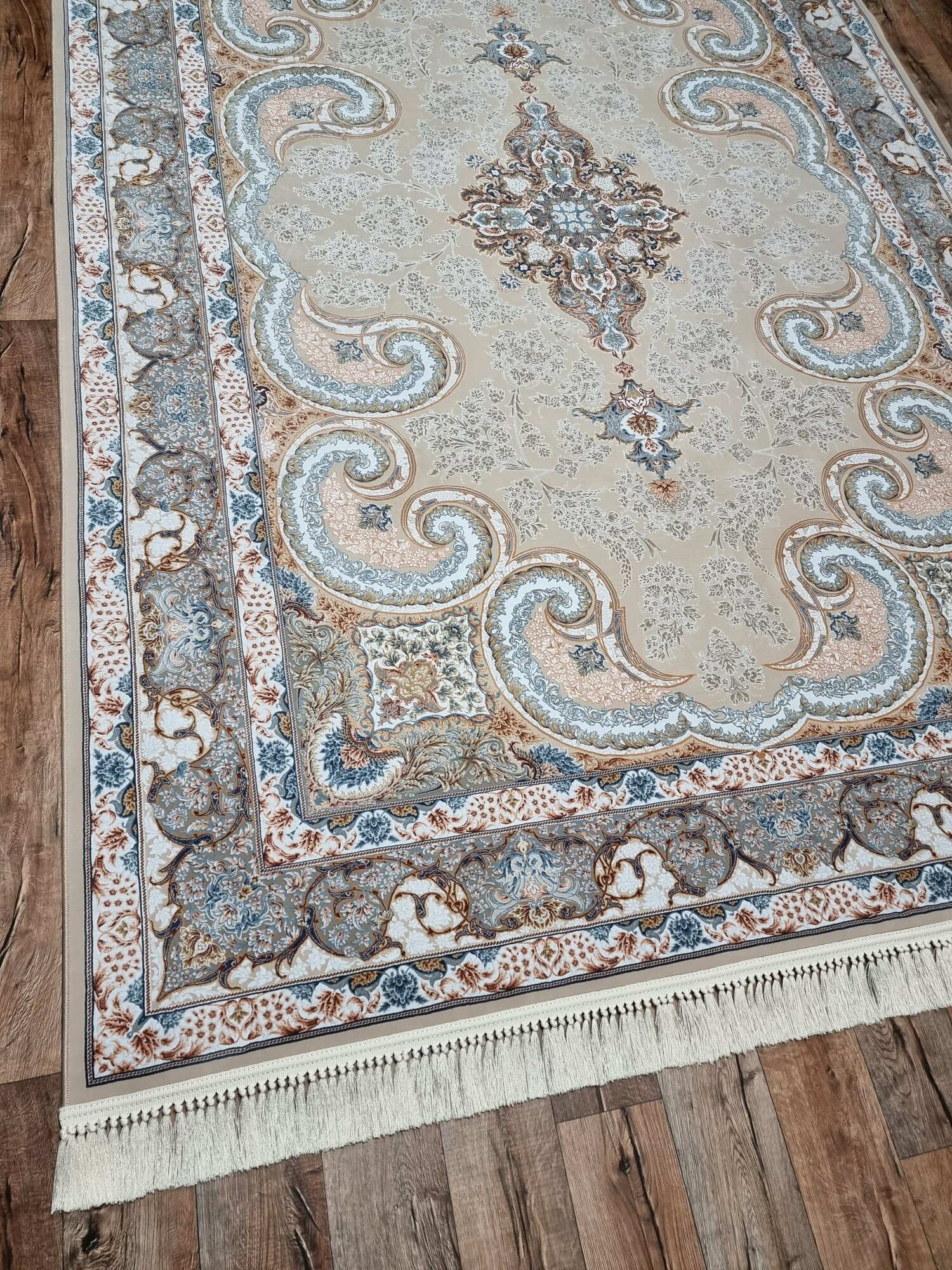 Персидский ковер Farrahi Carpet, Иран, размер 1х1.5 м