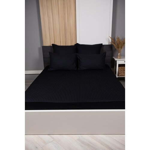 Простыня на резинке 160х200х25 страйп-сатин черный LinenWay 1560₽