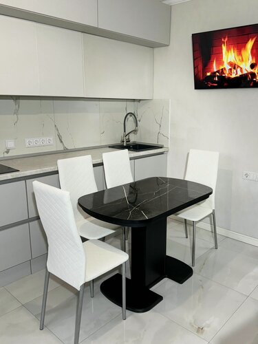 Изображение товара Кухонный стол и стулья Обеденная группа