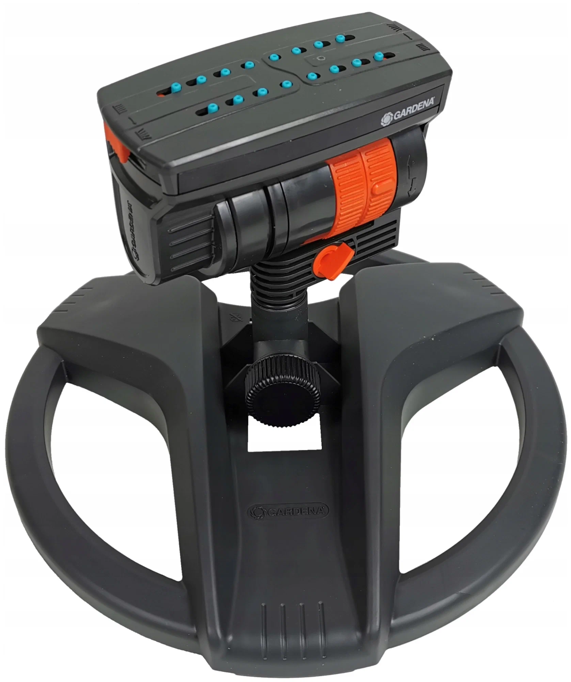 Дождеватель осциллирующий AquaZoom compact Gardena