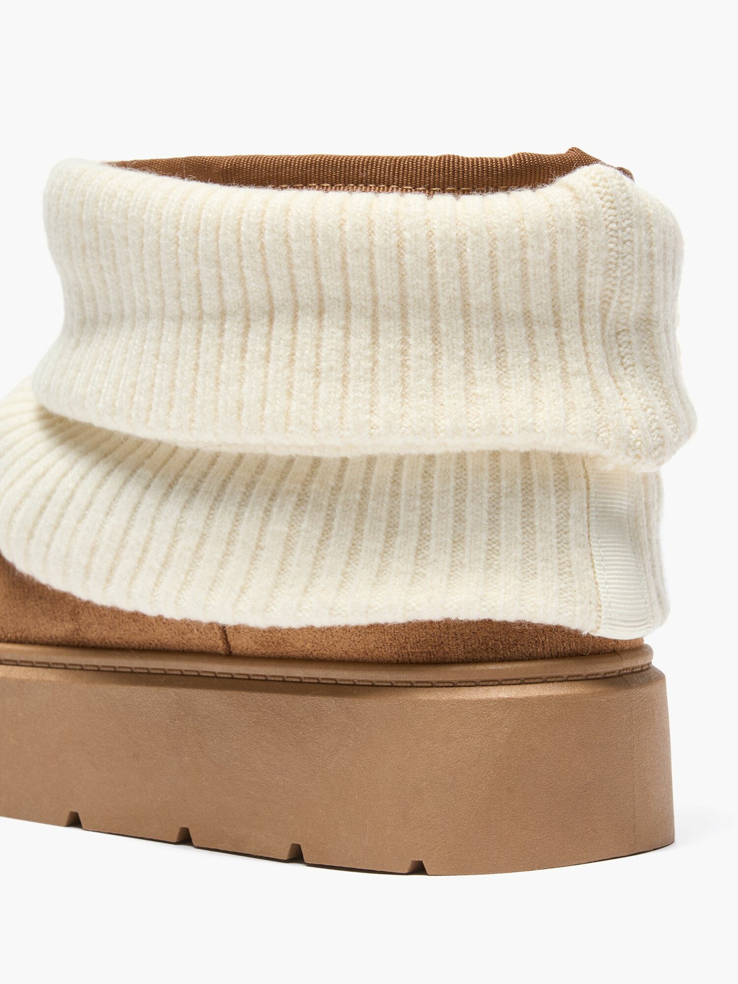 Угги Осень-зима 2025