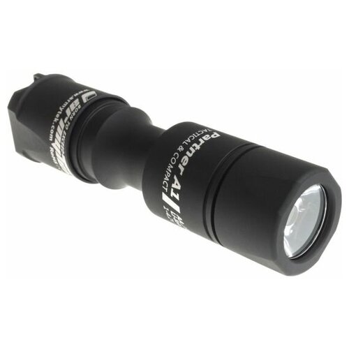 фото Тактический фонарь armytek partner a1 v3 xp-l (тёплый свет) черный