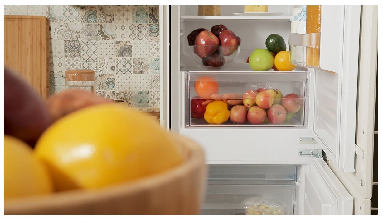 встраиваемый холодильник INDESIT - фото №12