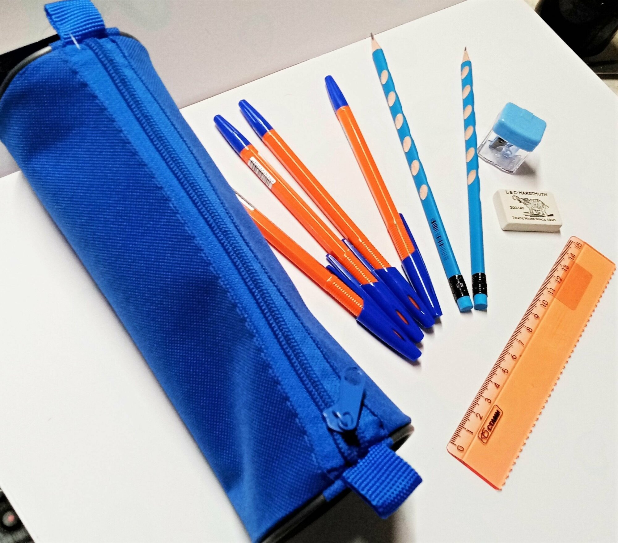 Пенал-тубус синий 70 х 210 мм с наполнением: ручка шариковая, линейка, точилка, карандаш, ластик .