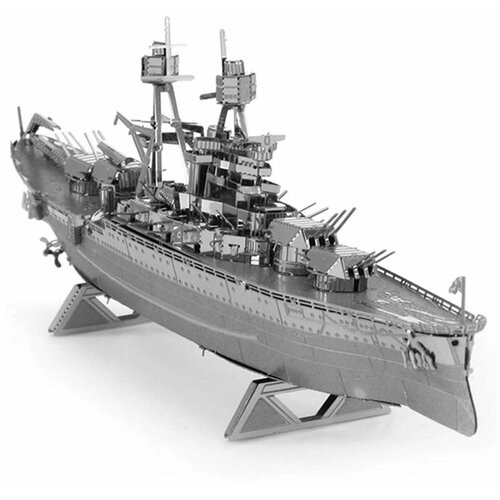Металлическая сборная 3D модель Линкор Бисмарк сборная модель английский линкор ройял соверен