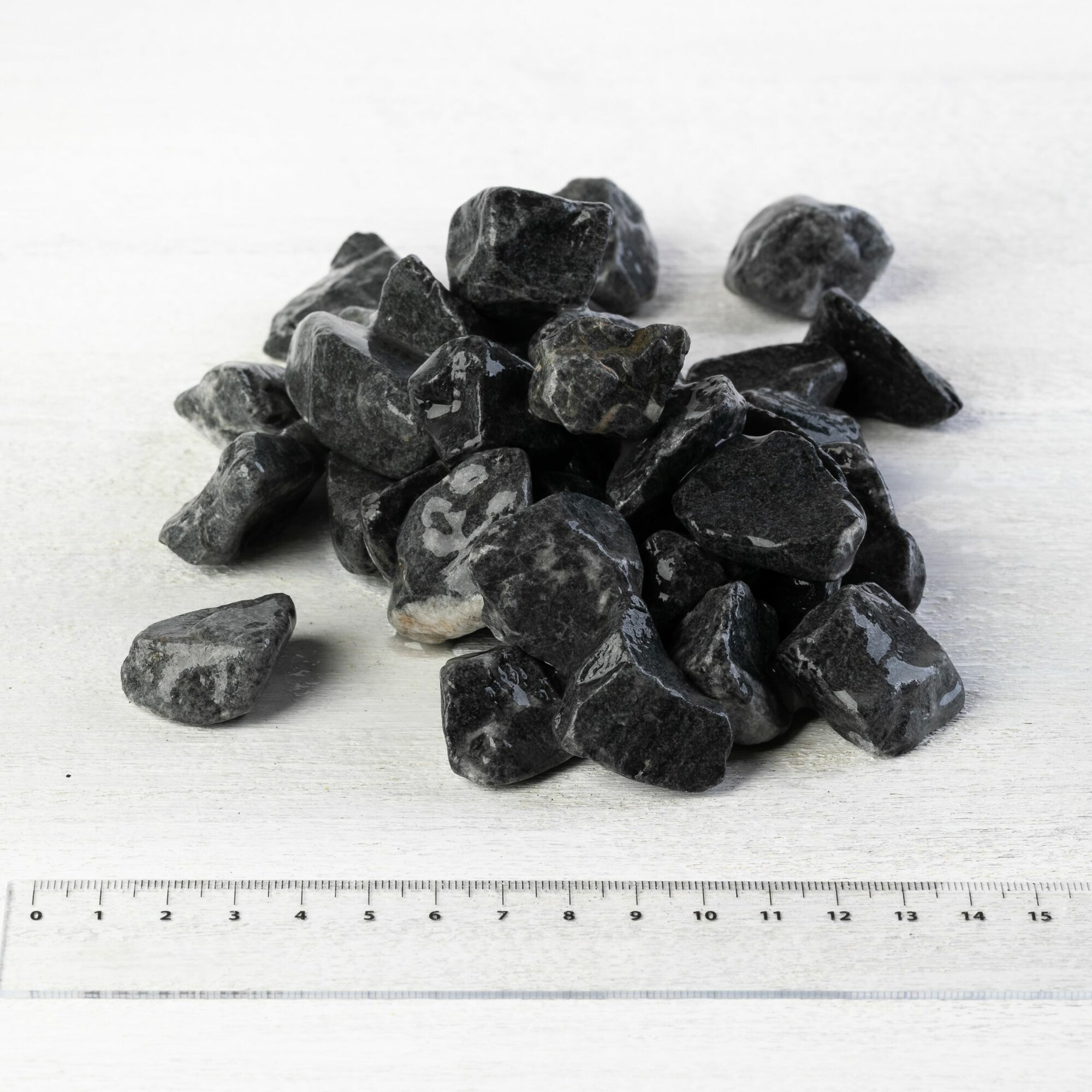 Камень ландшафтный мрамор черный Доломит, фракция 10-20 мм 3 кг (315). Декоративный грунт, каменная крошка, щебень