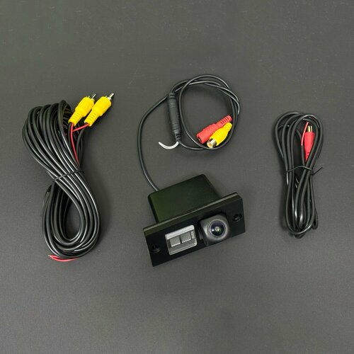 Камера заднего вида Hyundai Starex H1 2008-2015 2100₽