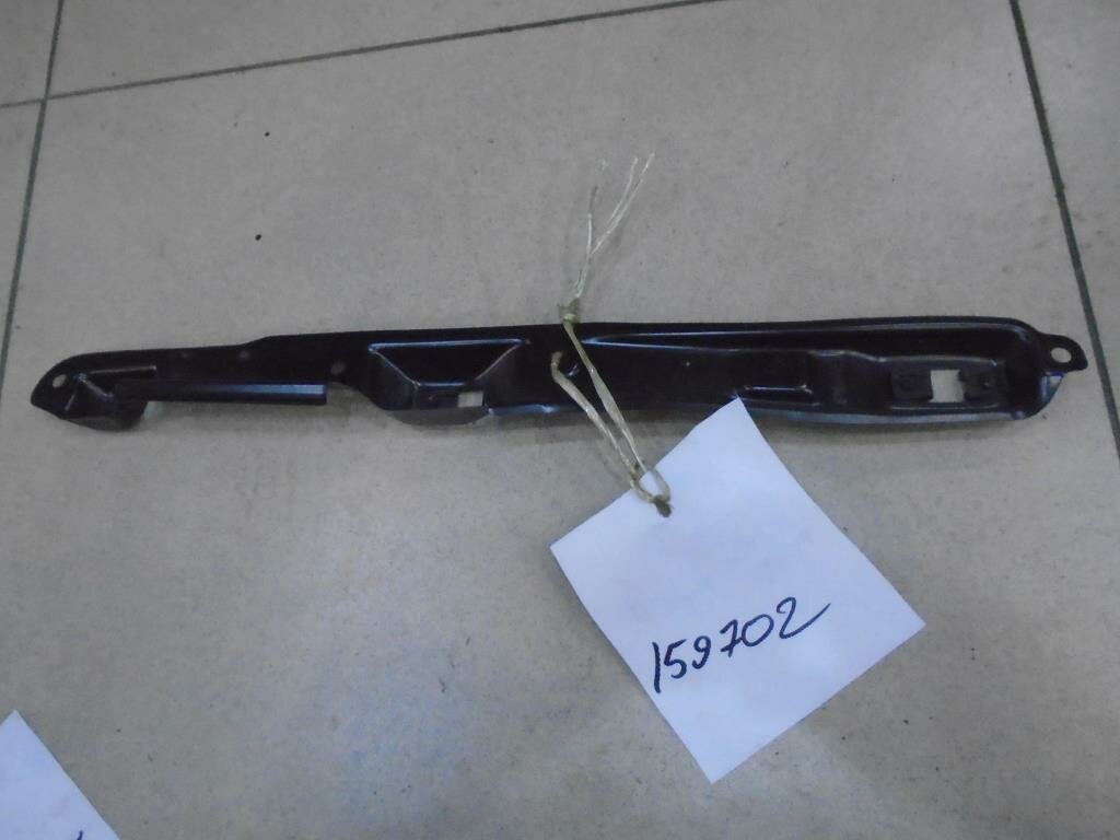 Кронштейн от Audi A8 D3 2002-2010